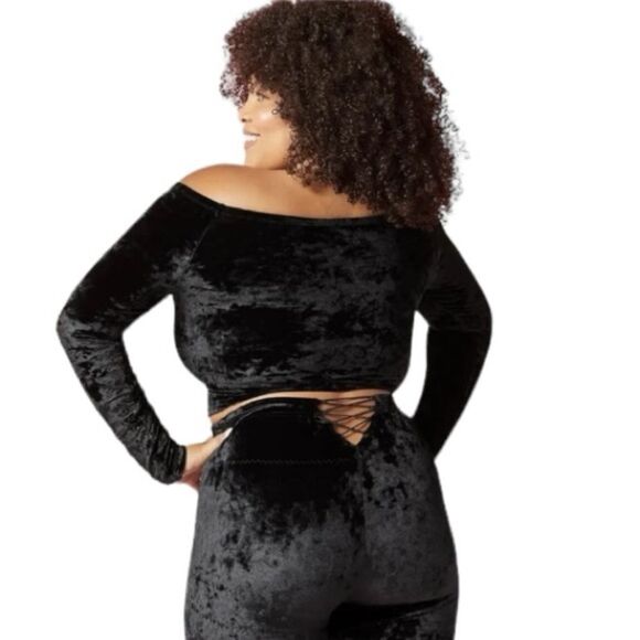 Yitty Fabletics Plusshy Shaping Top 3X in Iconic Black NWT - Picture 2 of 13